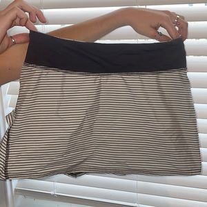 Brand new lulu lemon skirt